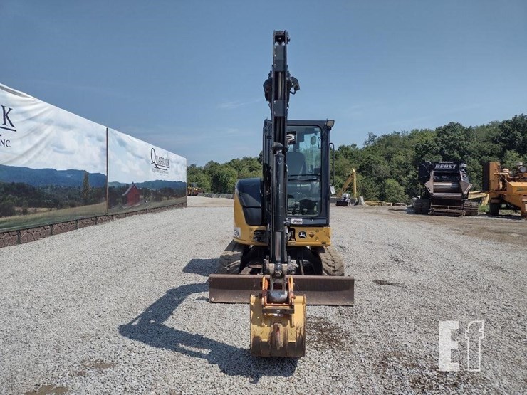 2014-deere-35g-image-2
