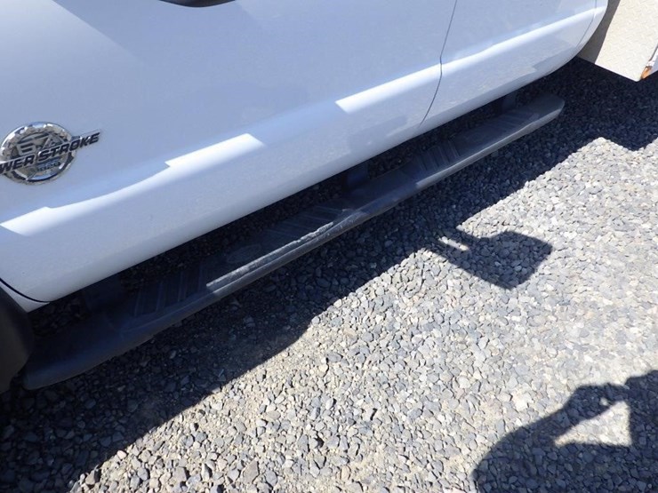 2011-ford-f550-image-13