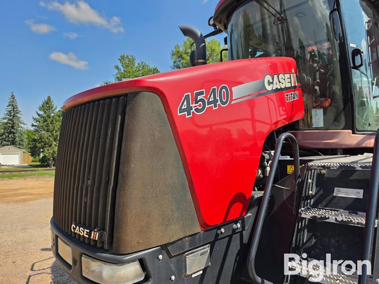 2015-case-ih-titan-4540-image-17