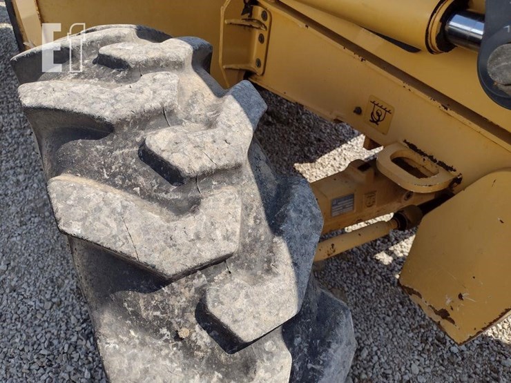 2010-deere-310sj-image-36