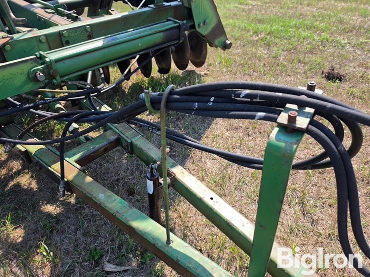john-deere-235-image-20