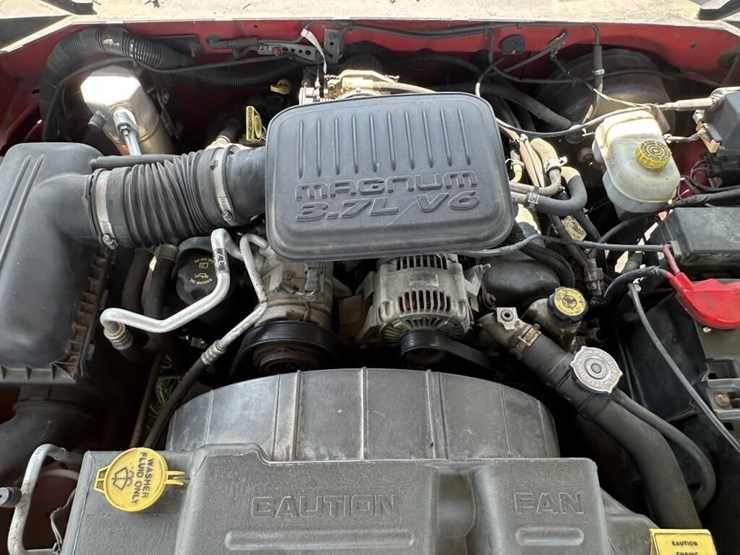 2004-dodge-dakota-image-12