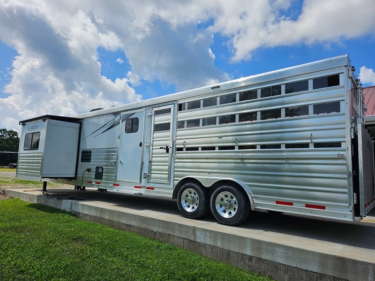#21371-•-2021-lakota-charger-trailer-image-11