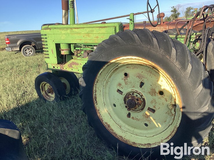 1951-john-deere-model-a-image-8