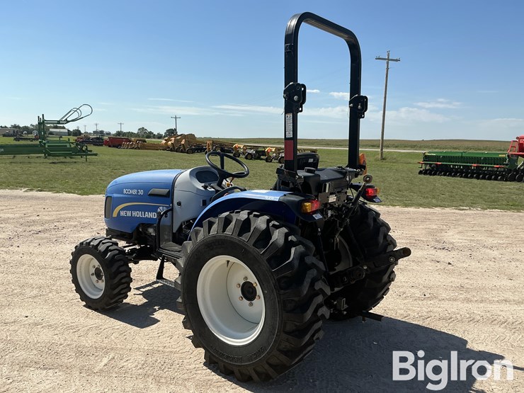 new-holland-boomer-30-image-7