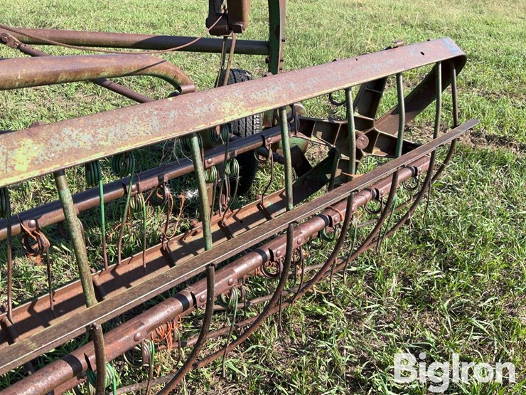john-deere-851-image-13