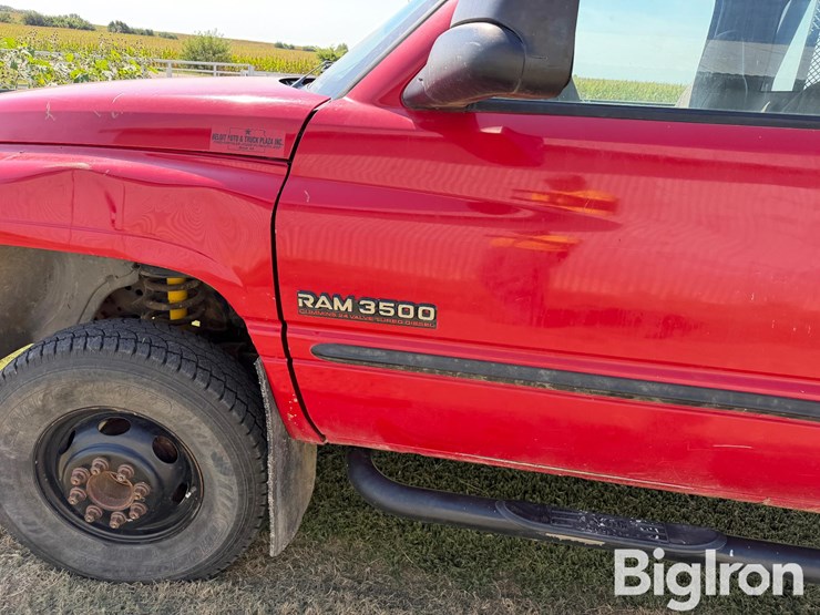 2001-dodge-ram-3500-image-9