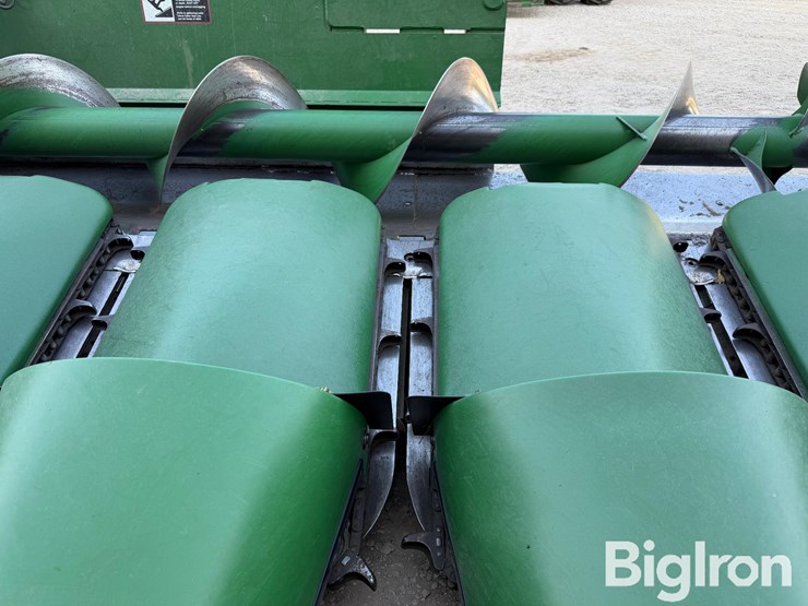 2008-john-deere-608c-stalkmaster-image-18