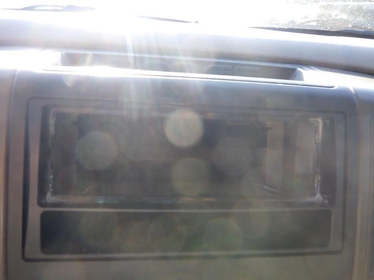 2012-dodge-2500-image-37