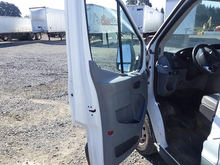 2018-ford-transit-image-39