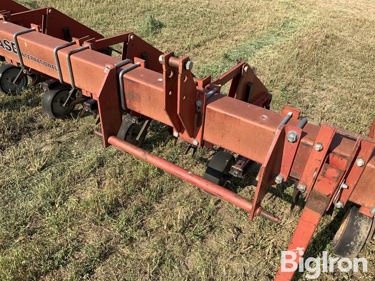 case-ih-183-image-18