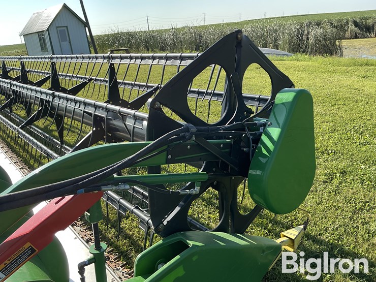 2017-john-deere-635f-image-9