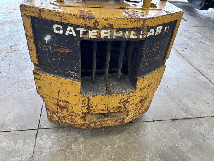 caterpillar-t50d-image-13