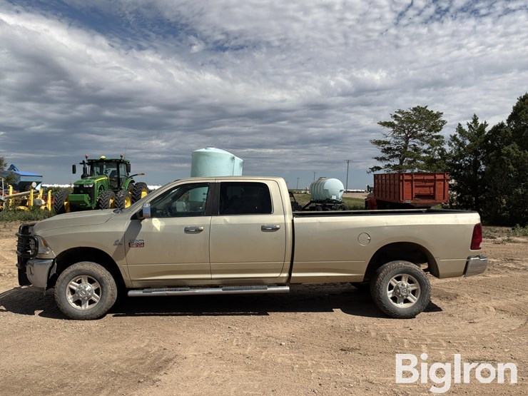 2011-dodge-ram-3500-image-8