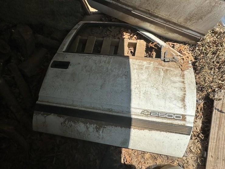 gm-truck-doors-image-2