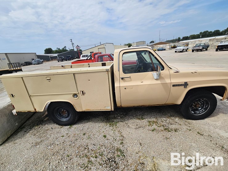 1986-chevrolet-c20-image-4