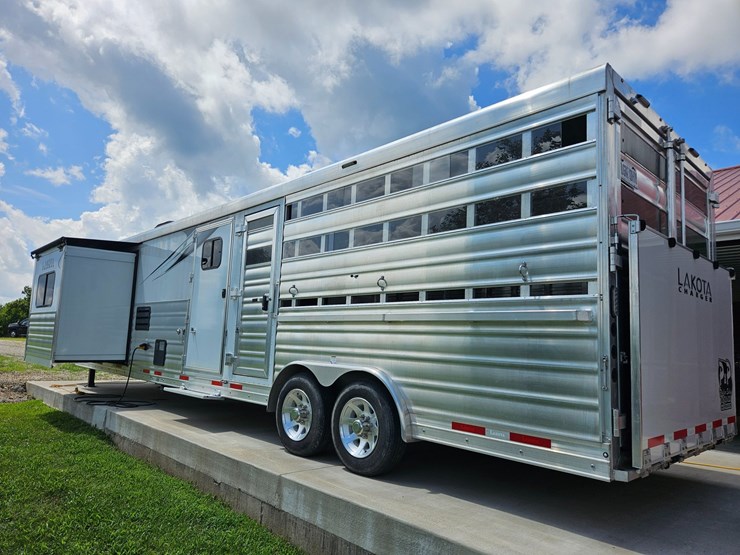 #21371-•-2021-lakota-charger-trailer-image-12