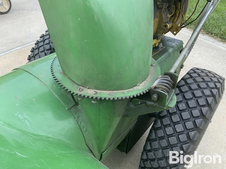 john-deere-726-image-12