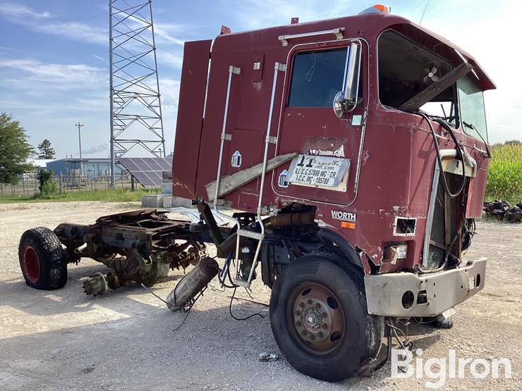 1985-kenworth-k100e-image-3