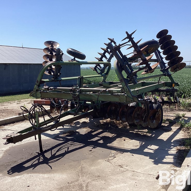 JOHN DEERE 20