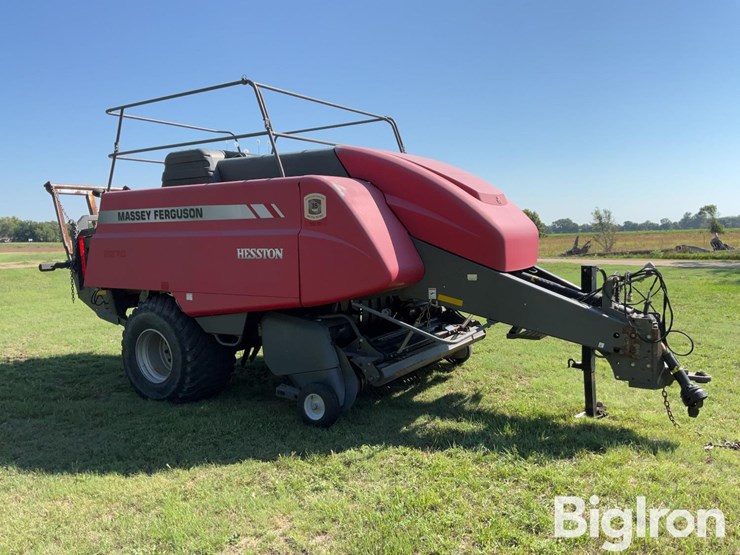 2014-massey-ferguson-2270-image-3