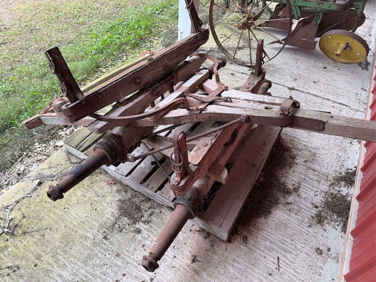 wooden-wagon-axles-image-3