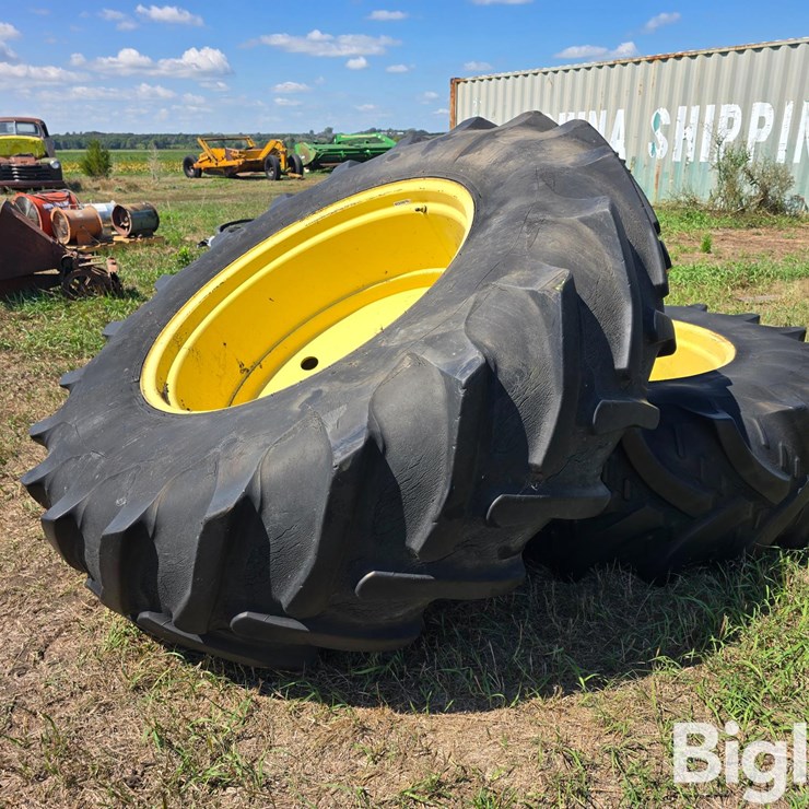 JOHN DEERE 20