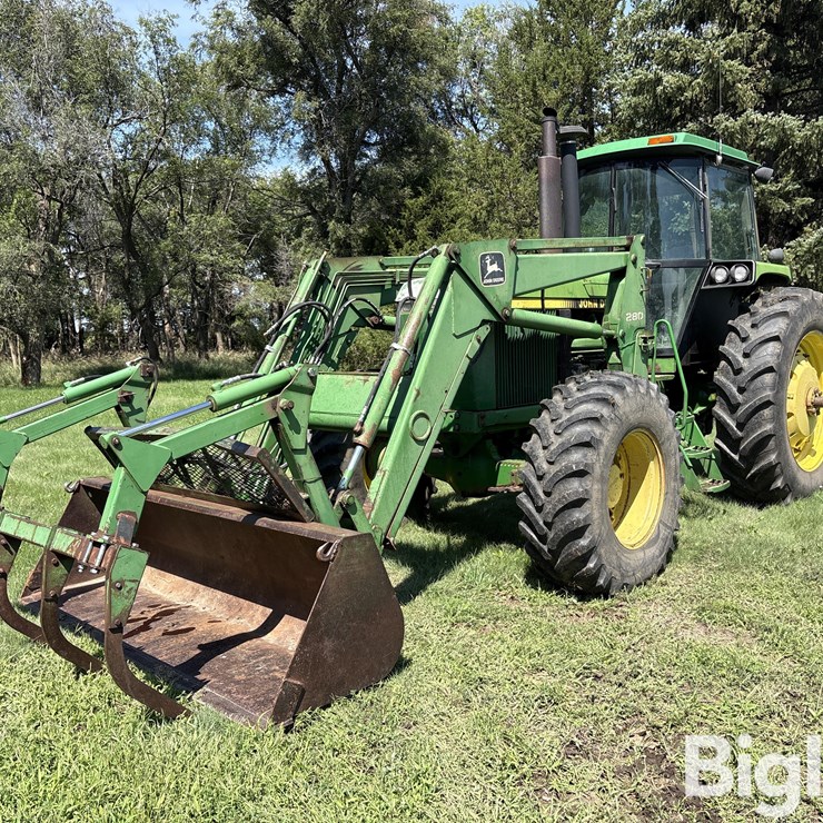 1990 JOHN DEERE 4455