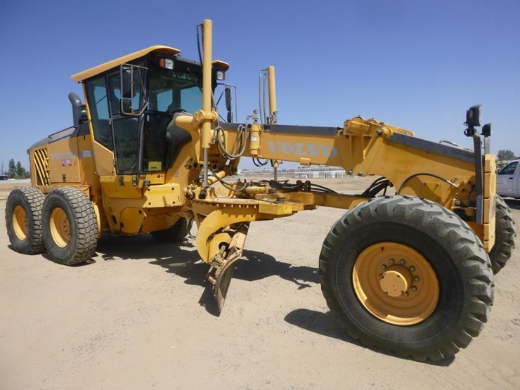 2008-volvo-g930-image-3