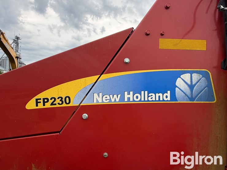 2012-new-holland-fp230-image-17