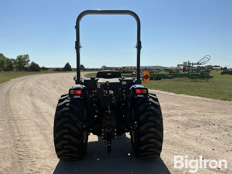 new-holland-boomer-30-image-6