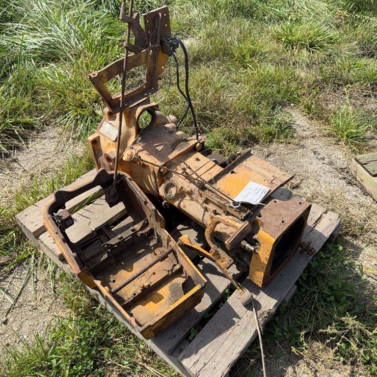 JOHN DEERE 440