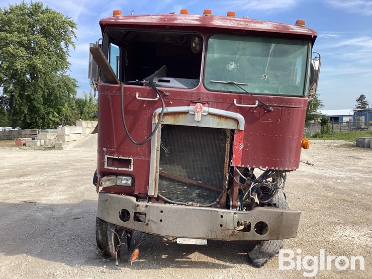 1985-kenworth-k100e-image-2