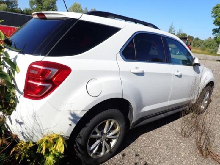 2017-chevrolet-equinox-image-5