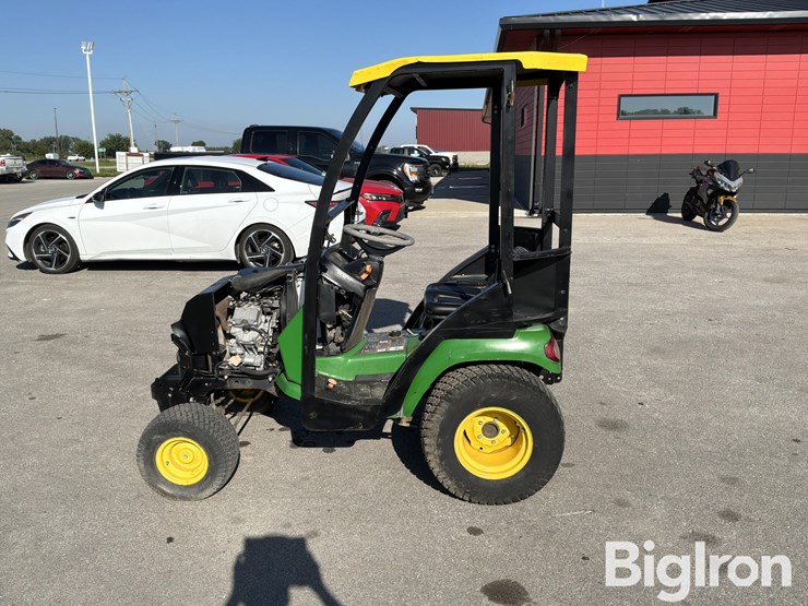 2002-john-deere-300-image-8