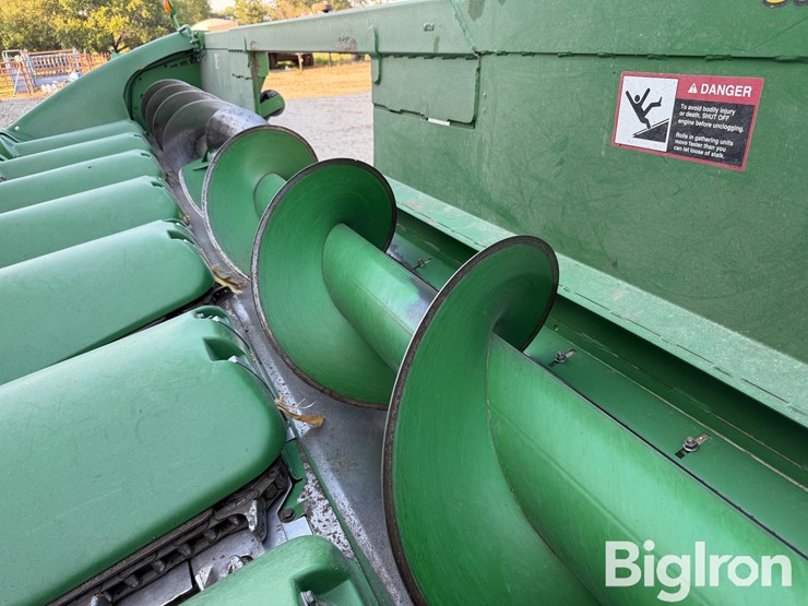 2008-john-deere-608c-stalkmaster-image-11