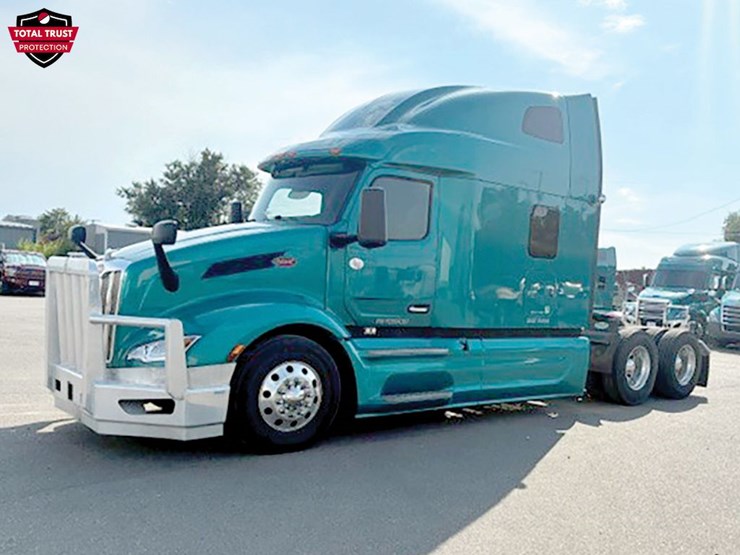 2022-peterbilt-579-image-2