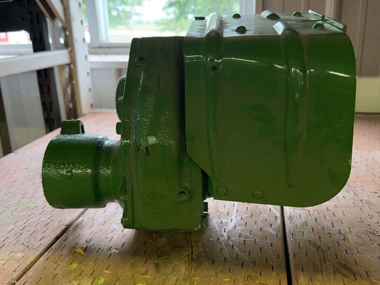 john-deere-dubuque-1000rpm-pto-unit-image-3