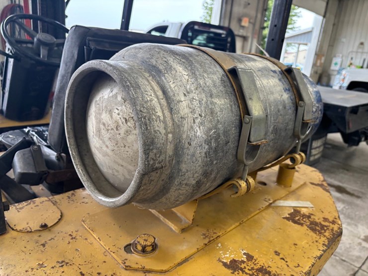 caterpillar-t50d-image-66