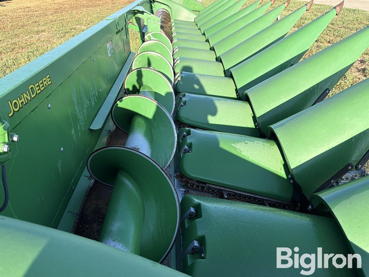 2019-john-deere-712c-image-18