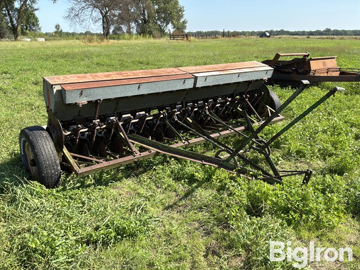 john-deere-11-image-3