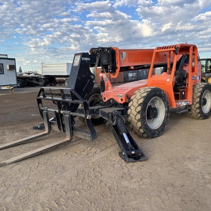 2018 SKY TRAK 10054