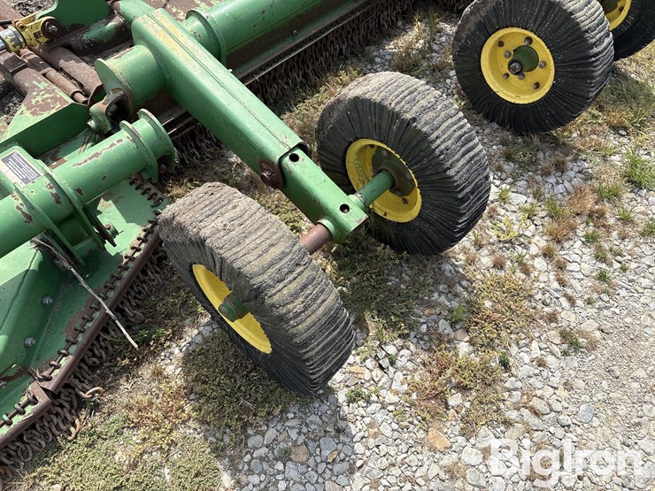 john-deere-1518-image-15