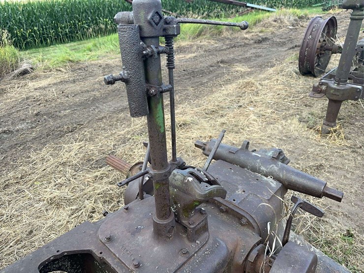 john-deere-g-image-3