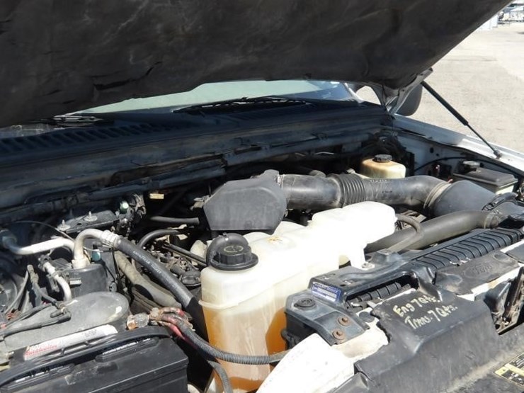 2003-ford-f450-image-9