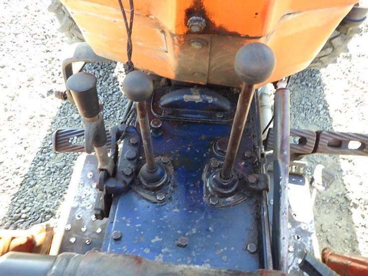 same-tractor-image-14