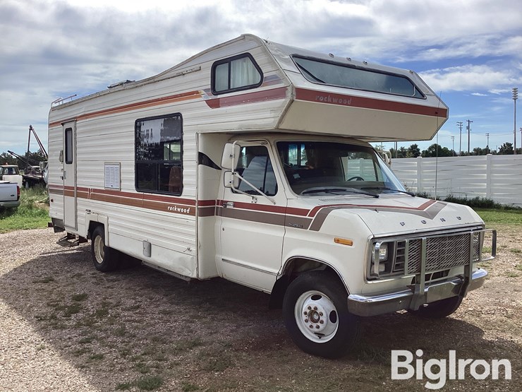 1981-ford-e350-image-3