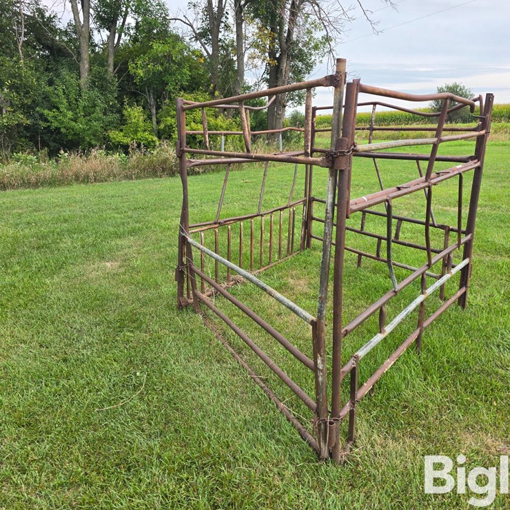 Homemade Bale Feeder