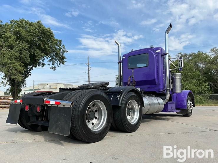 2002-peterbilt-379-image-5