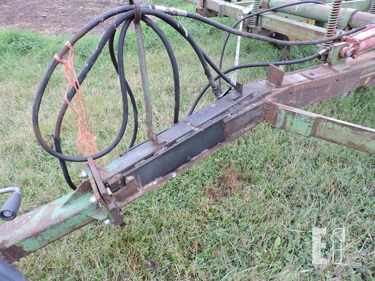 john-deere-18-image-3